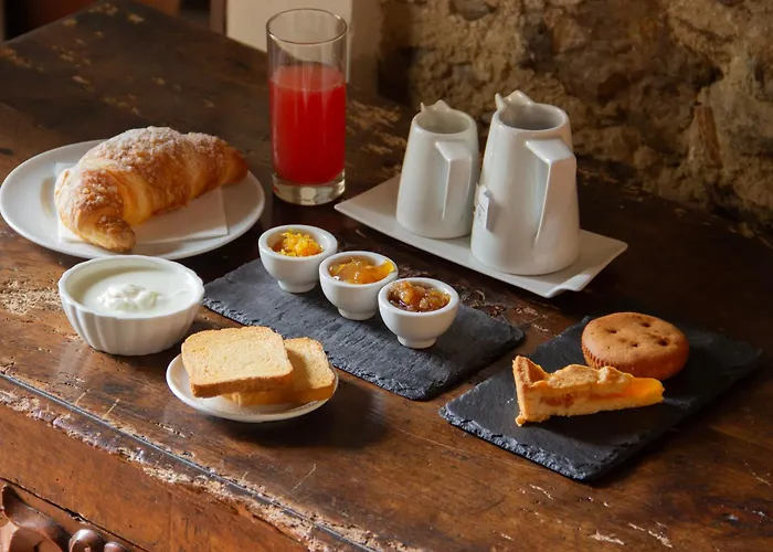 玻璃杯中的玫瑰乡村民宿 乡村民宿 *