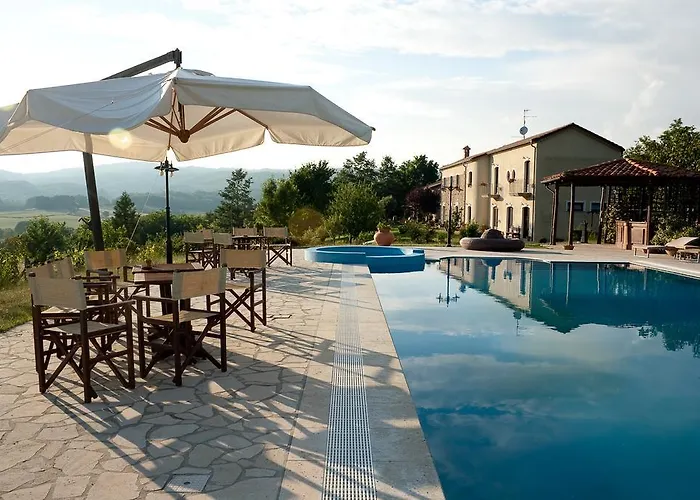 玻璃杯中的玫瑰乡村民宿 Soveria Mannelli