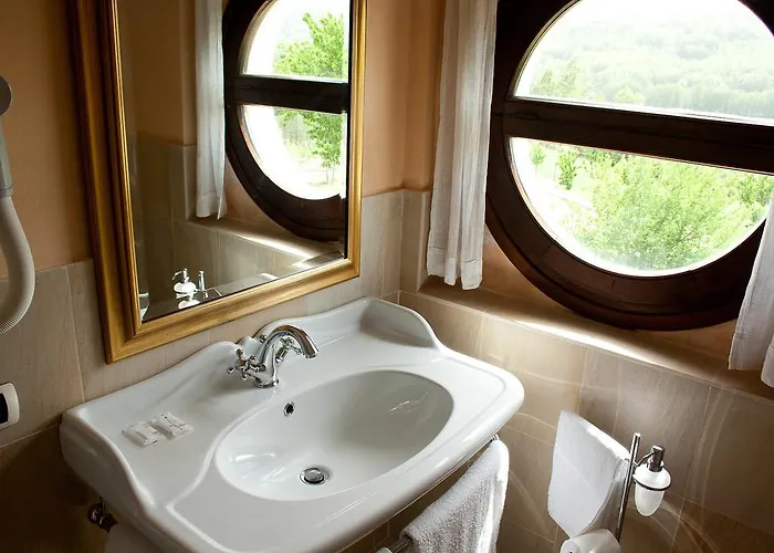 玻璃杯中的玫瑰乡村民宿 * Soveria Mannelli