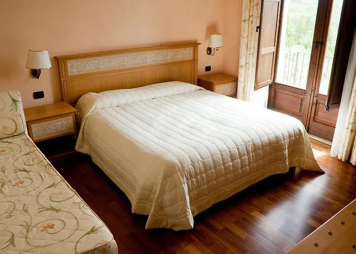 乡村民宿 玻璃杯中的玫瑰乡村民宿